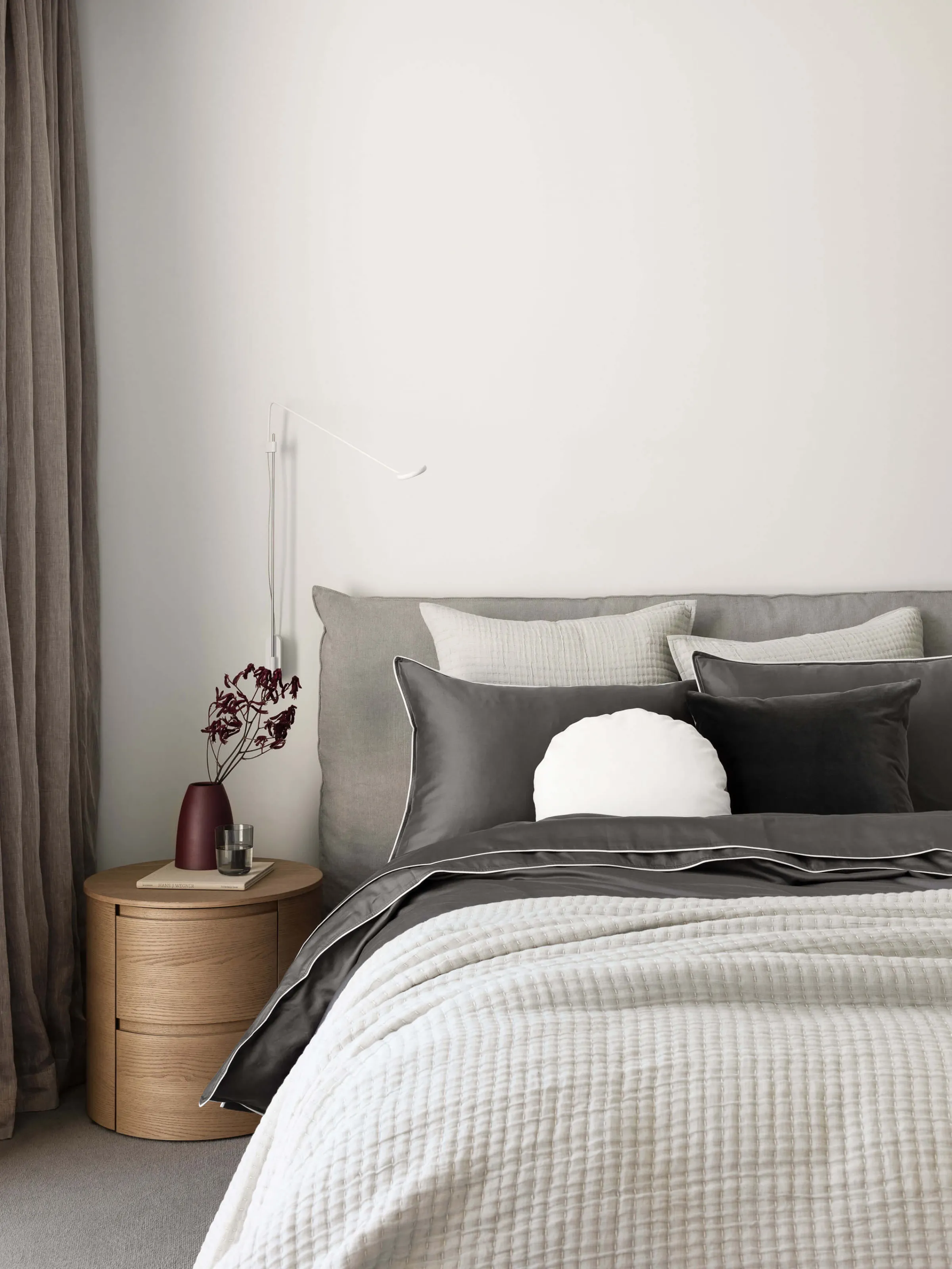 etro_graphite_velvet_cushion_4.webp L&M Home Etro Graphite Velvet Cushion Outlet