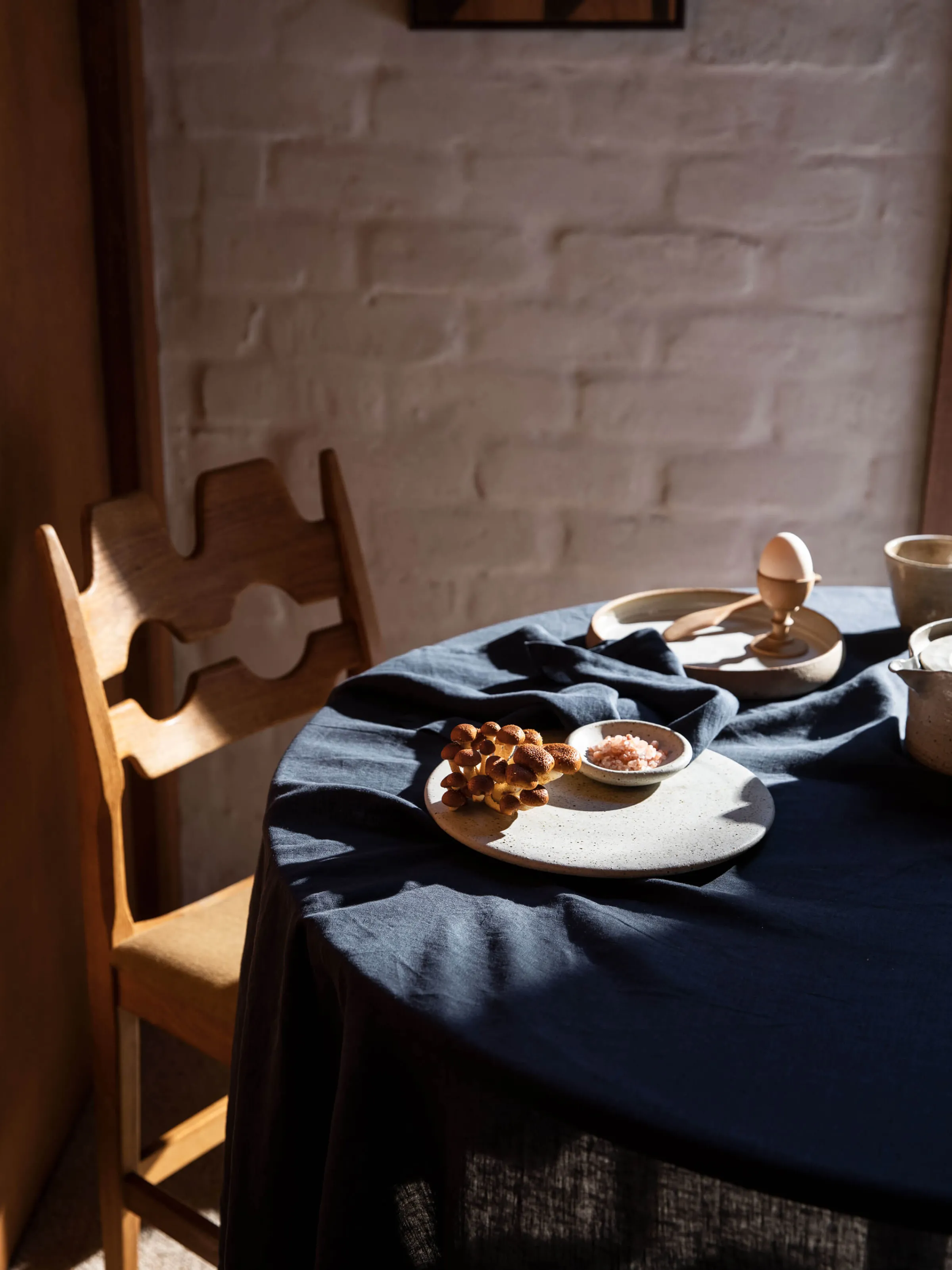 L&M Home Moss Navy French Linen Table Cloth Best Sale